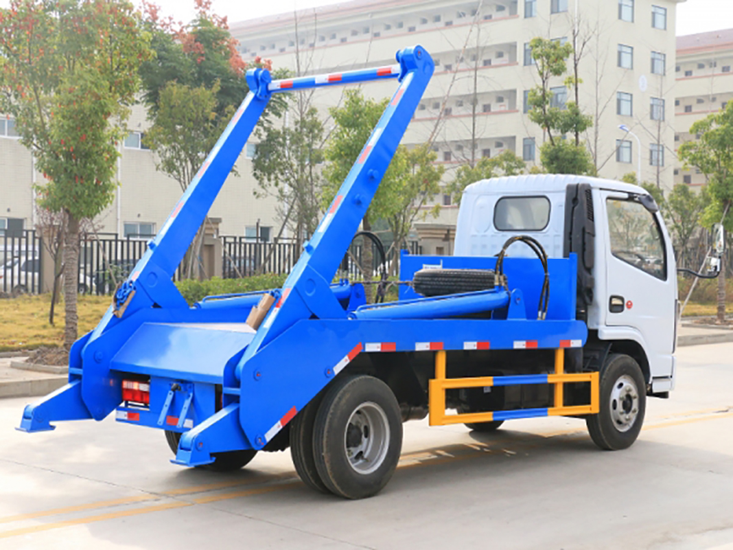 國六東風(fēng)小多利卡 3~4方 擺臂垃圾車 國六東風(fēng)小多利卡 3~4方 擺臂垃圾車