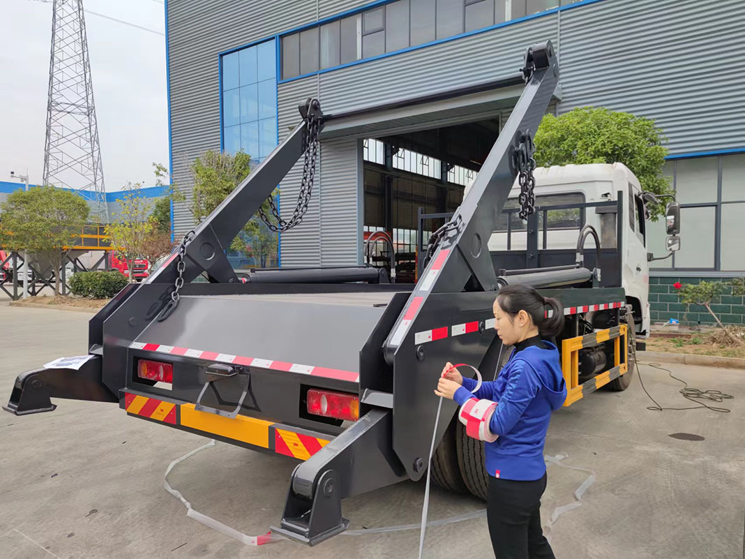 國六12立方東風天錦 擺臂垃圾車 國六12立方東風天錦 擺臂垃圾車