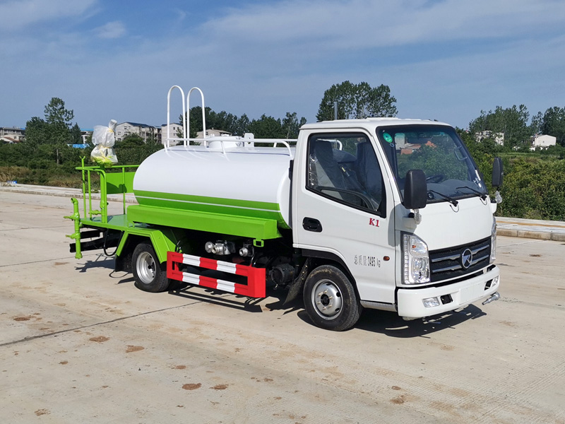 凱馬2方藍(lán)牌灑水車 凱馬2方藍(lán)牌灑水車