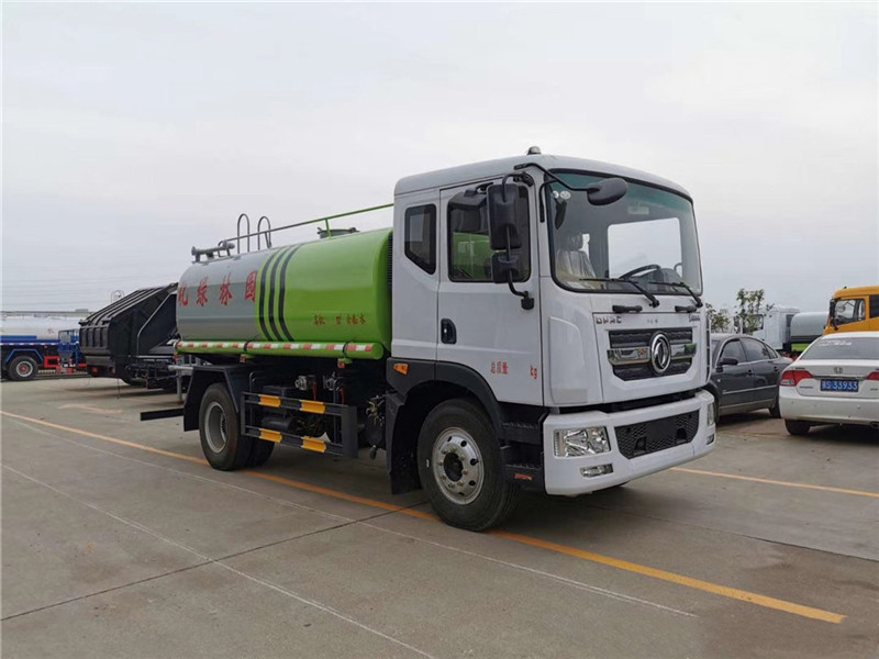國(guó)六14方東風(fēng)D9灑水車 國(guó)六14方東風(fēng)D9灑水車