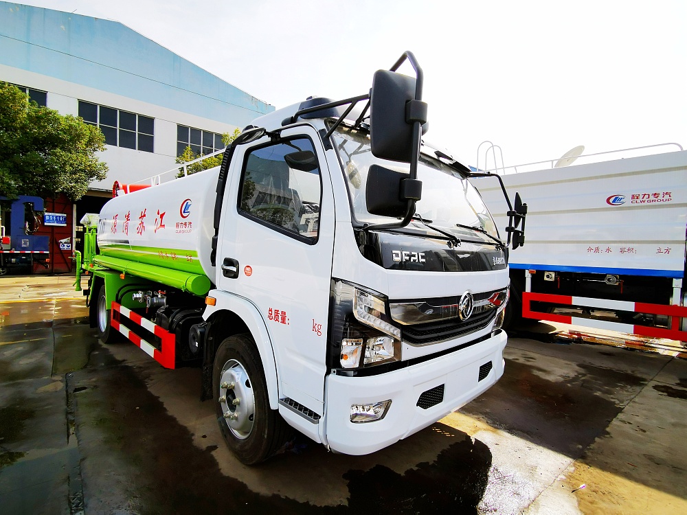 東風(fēng)大多利卡霧炮灑水車國(guó)六9立方/30-40米霧炮 東風(fēng)大多利卡霧炮灑水車國(guó)六9立方/30-40米霧炮