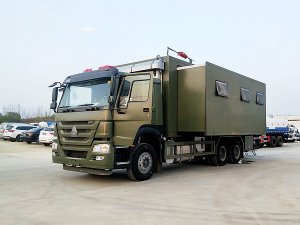 宿營(yíng)車滿足8-28人野外住宿配置齊全
