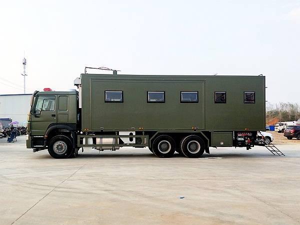 宿營車滿足8-28人野外住宿配置齊全 宿營車滿足8-28人野外住宿配置齊全