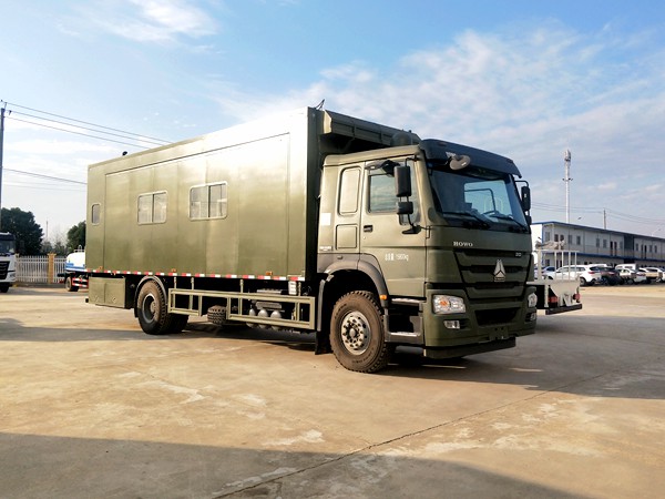 重汽后單橋宿營車滿足24人住宿 重汽后單橋宿營車滿足24人住宿