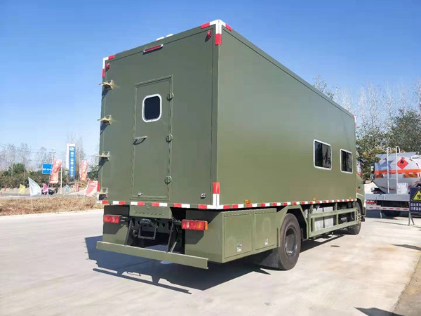 東風(fēng)天錦宿營(yíng)車滿足8-12人住宿 東風(fēng)天錦宿營(yíng)車滿足8-12人住宿