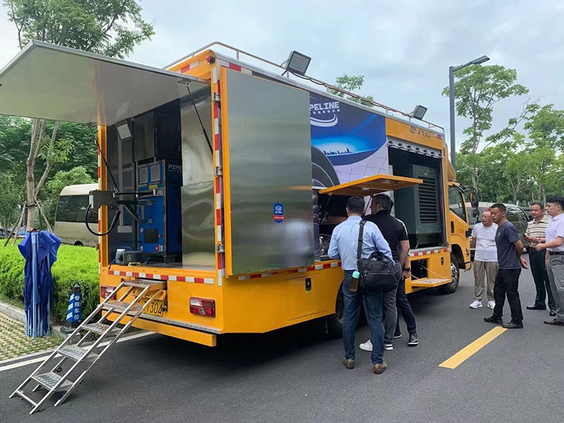 江鈴光固化管道修復(fù)車 江鈴光固化管道修復(fù)車